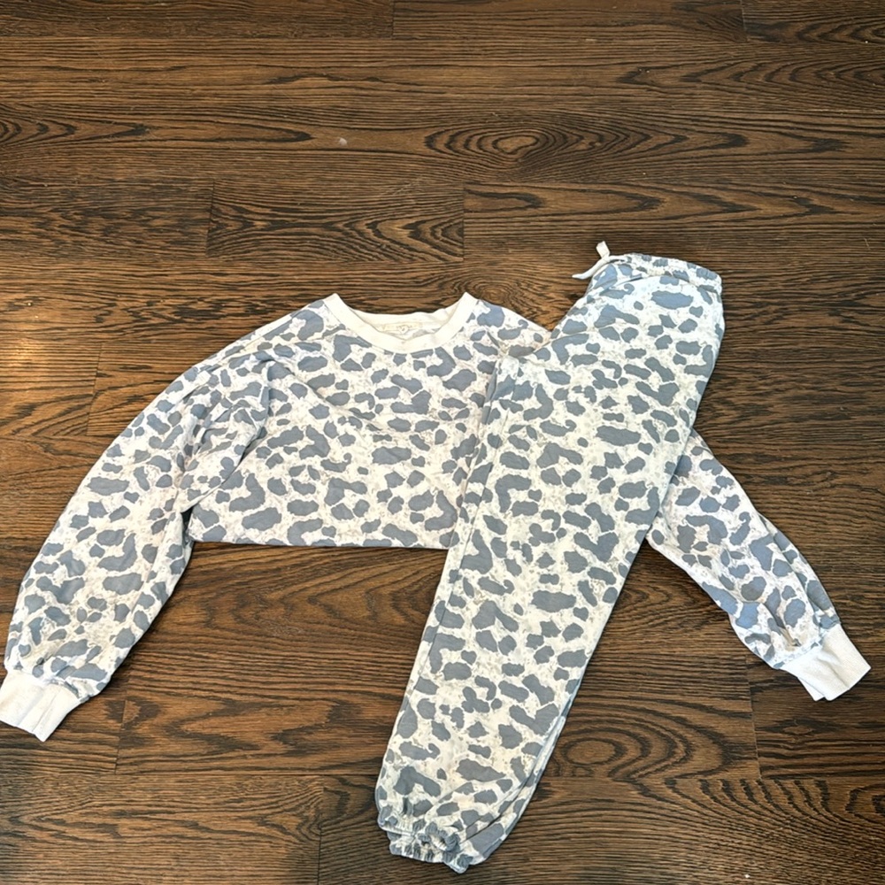 Z Supply girls set. Size 12-14